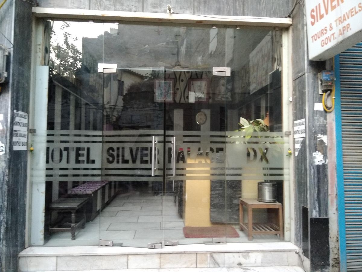 Silver Palace Hotel Nuova Delhi Esterno foto
